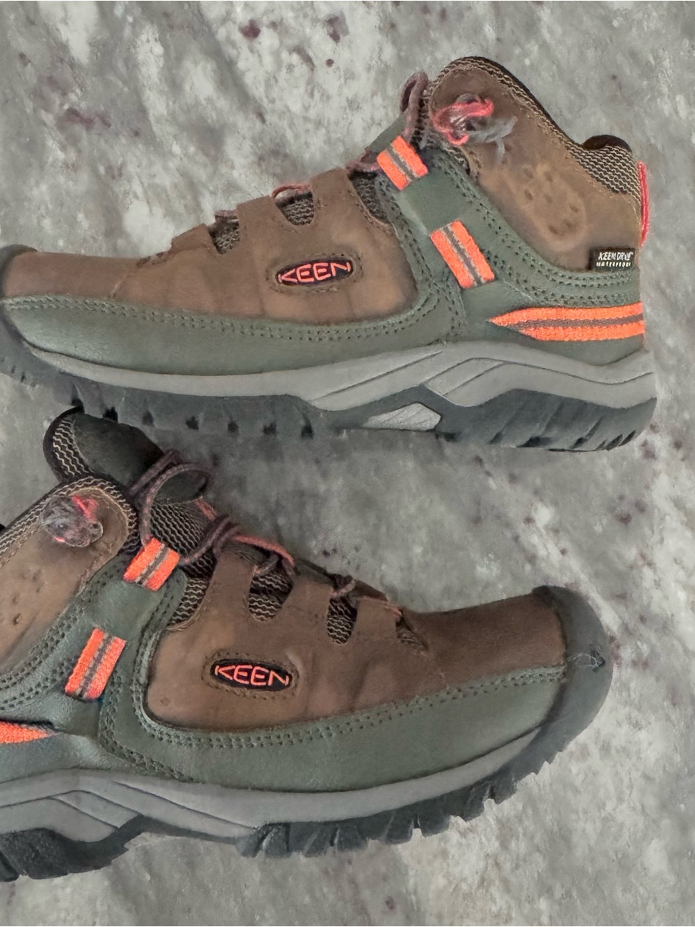 KEEN Kids' Targhee Waterproof Boot - Dark Earth/Forest Night